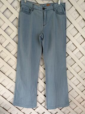 Pilcro The Letterpress MidRise Light Wash Flared Jeans Linen Blend Chambray Sz28